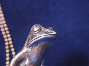 蛙人　シルバーネックレス